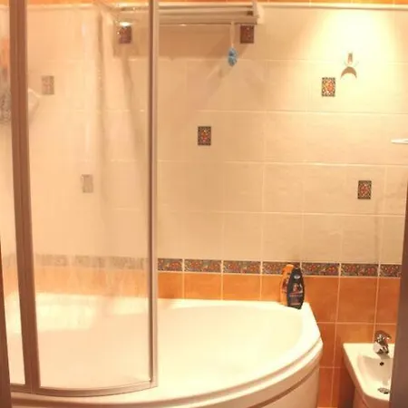 Apartament Prostorny V Centru Marianskych Lazni Se Saunou